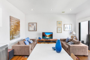 2-Bed Apartment with Parking & Balcony Near Trains Yarraville